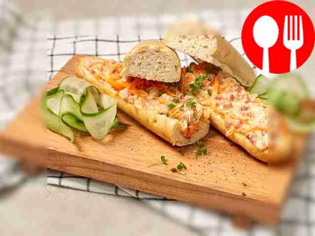 Baguette in the microwave