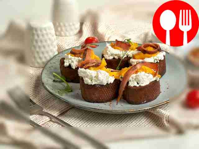 Baguette with goat cheese