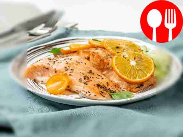 Salmon steak in foil