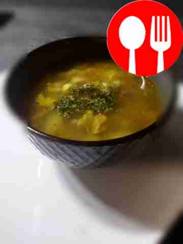 Simple soup with dumplings