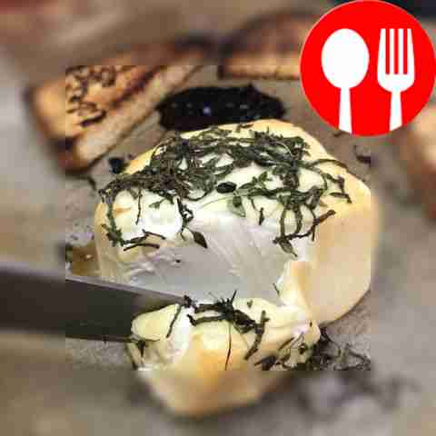 Запеченный сыр фета