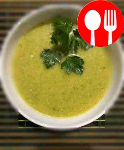 Creamy broccoli and cauliflower soup with coconut cream