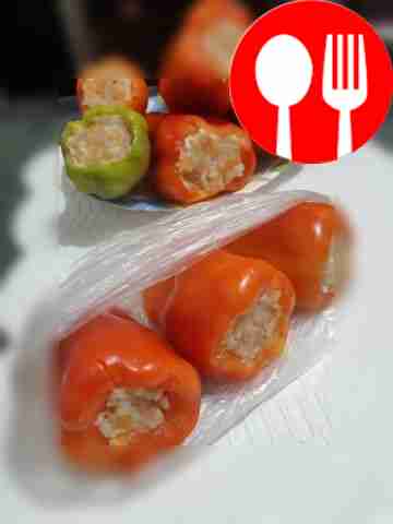 Stuffed bell peppers with pork