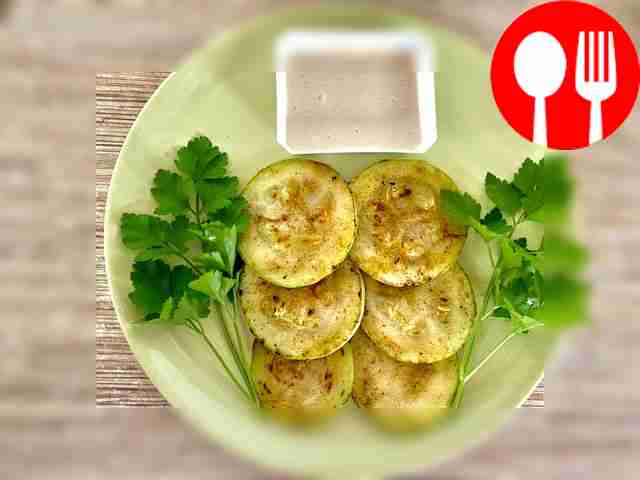 Кабачок с чесночным соусом за 8 минут Zucchini with garlic sauce in 8 minutes