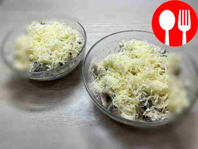 Sprinkle with cheese and place the dish in the...