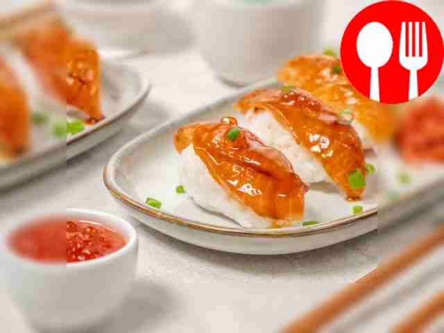 Sushi with salmon and caviar