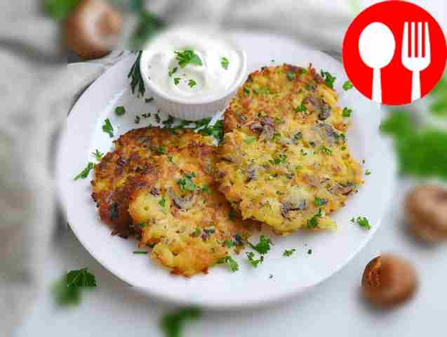 Сытные картофельные драники с шампиньонами Hearty potato pancakes with champignons