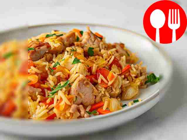 Сытный плов со свининой и курагой