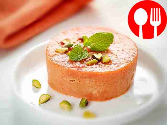 Tomato soufflé in a double boiler