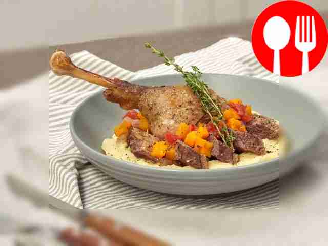 Goose in the microwave