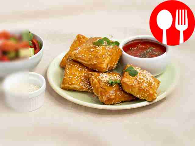 Самса с бараниной из слоеного теста Samsa with lamb made from puff pastry