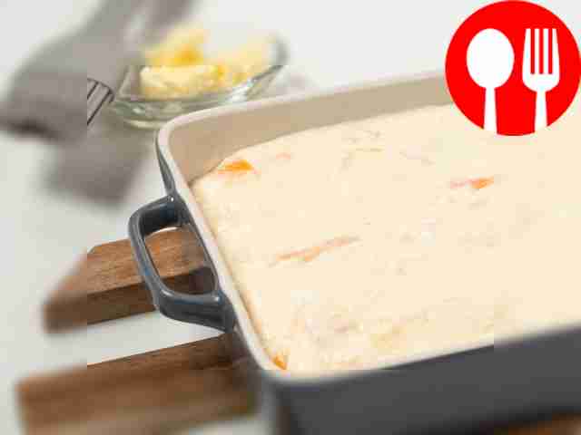 Prepare the casserole. Turn the oven on 180...