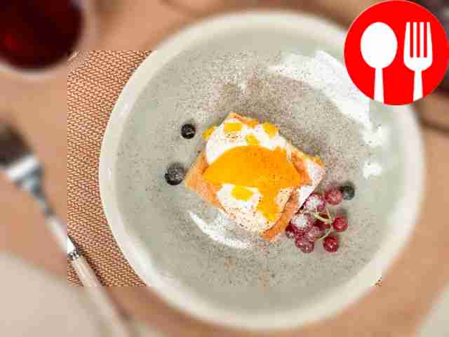 Let the finished peach casserole cool slightly...