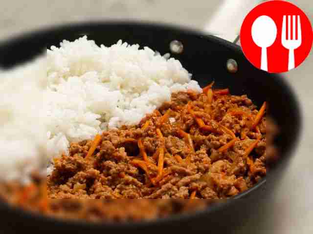 Prepare navy rice. When the minced meat is...