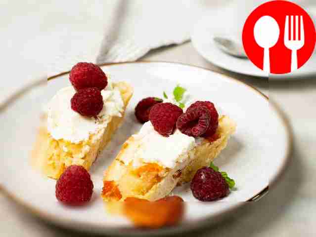 Baguette with dried apricots