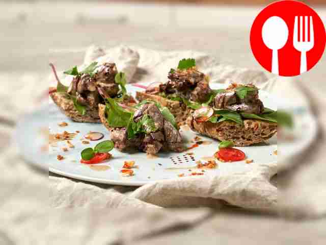 Baguette with turkey hearts