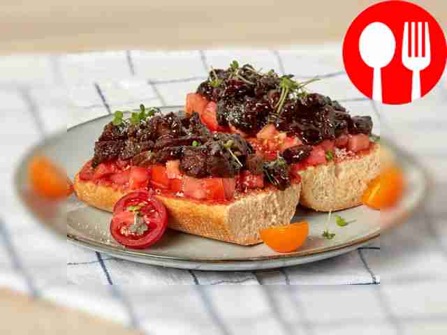 Baguette with veal shank