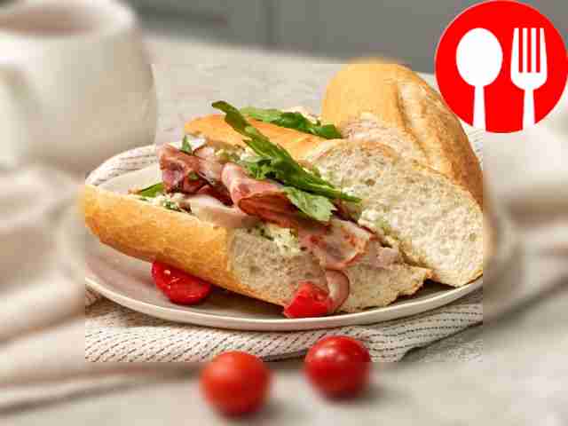 Багет с кроличьим окороком