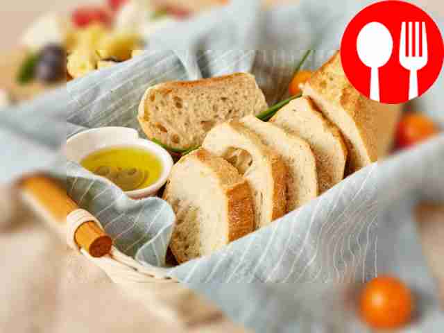 Baguette with Philadelphia cheese