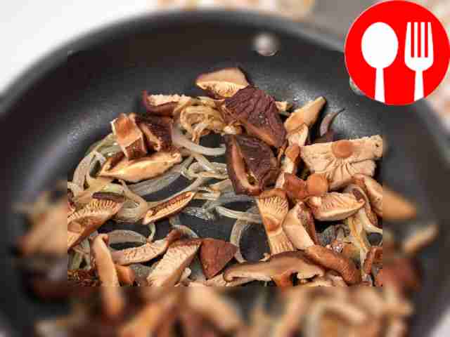 Prepare onions with shiitake. Saute the onions...