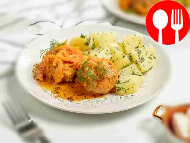 Ежики с помидорами