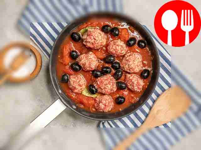 Prepare the hedgehogs. Place the meat balls in...