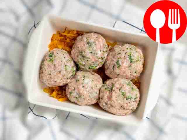 Grate the carrots and fry them in vegetable...