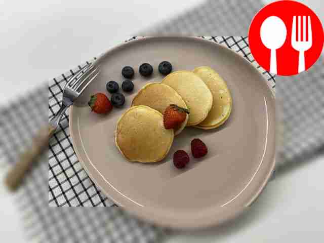 Fluffy pancakes made from low-fat kefir