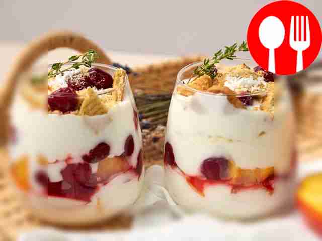 Йогурт с печеньем