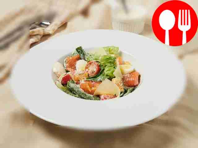 Салат «Цезарь» с семгой