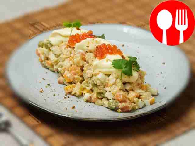 Салат «Оливье» с семгой