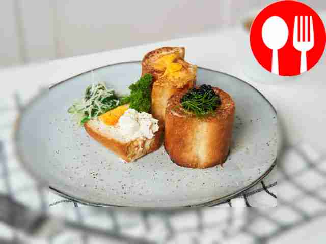 Багет с куриным яйцом