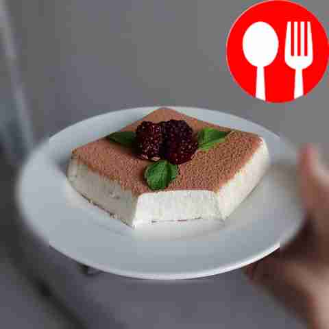 Delicate curd dessert with honey