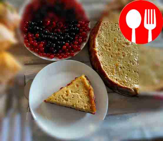 Пирог со сметанной заливкой Pie with sour cream filling