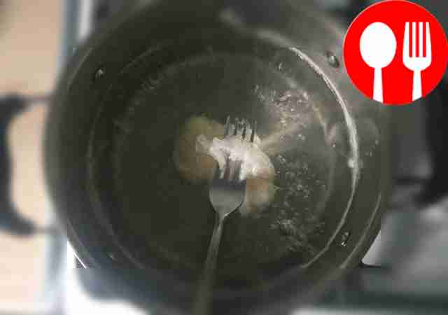 Tie the film with the egg, place it in a pan...