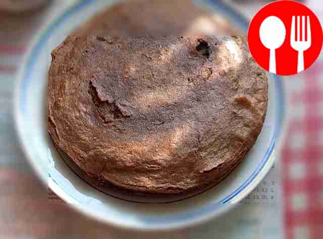 Quick rye pie with potatoes and eggplants in the microwave