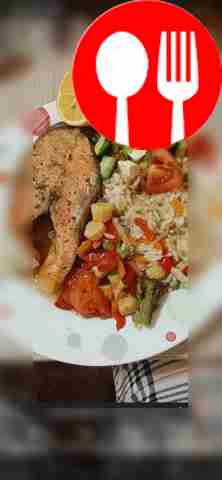 Pink salmon with vegetables and rice