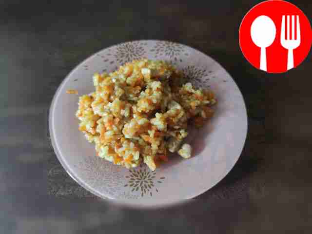 Quick chicken pilaf in a frying pan