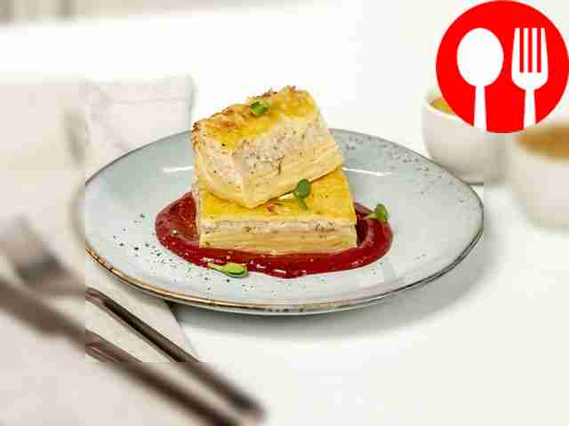 Lasagna with hard cheese