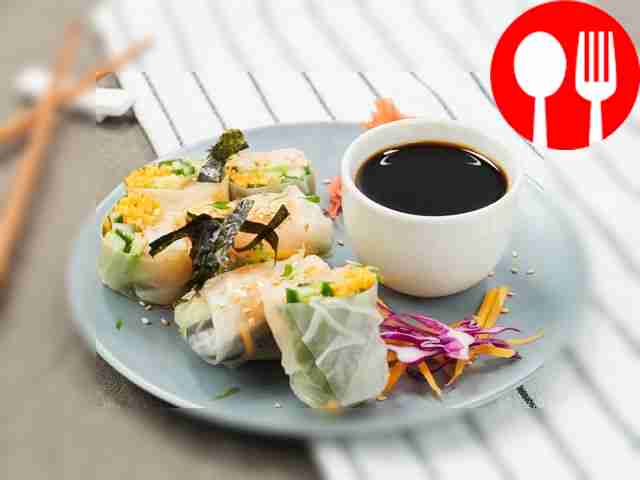 Спринг-роллы с королевскими креветками