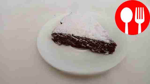 Cake "Chocolate treat"