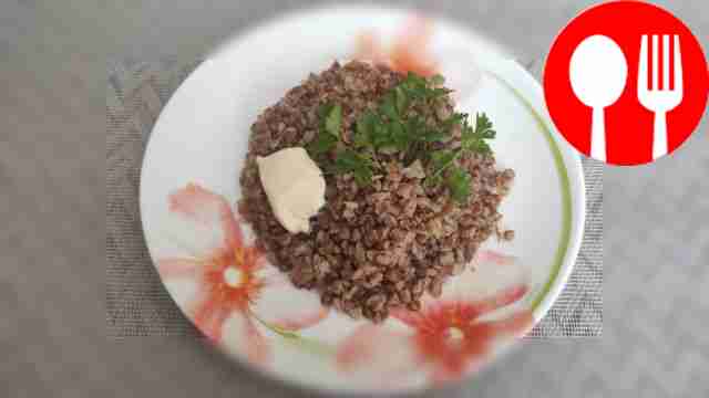 Рассыпчатая гречневая каша Loose buckwheat porridge