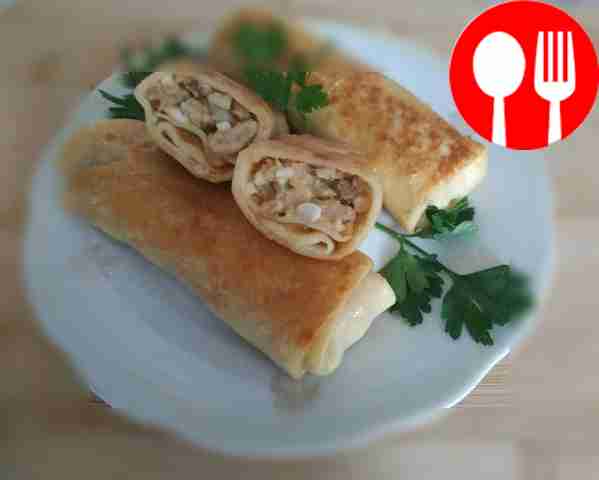 Нежные блинчики с мясом и яйцом