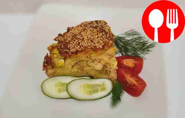 Аппетитный пирог с тунцом