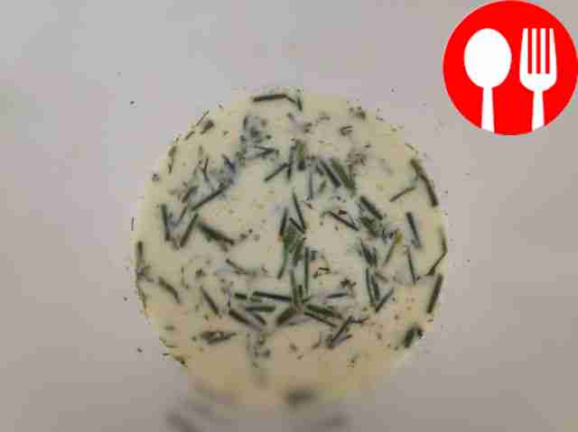 Make the sauce. To do this, pour 400 g of...