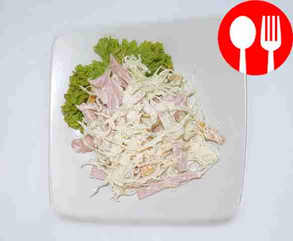 Quick salad with cabbage and sausage