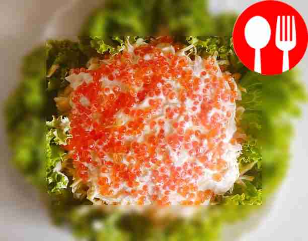 Royal salad with salmon