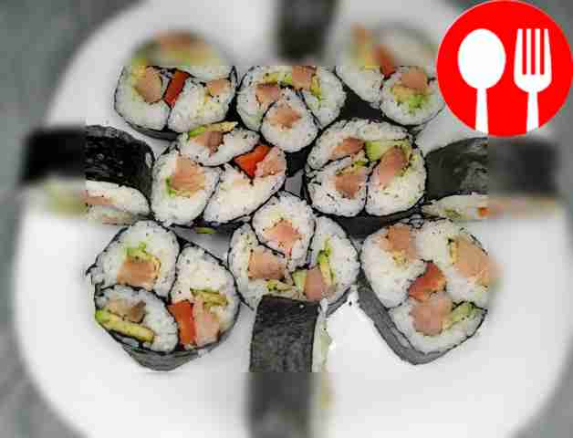 Rolls with salted salmon
