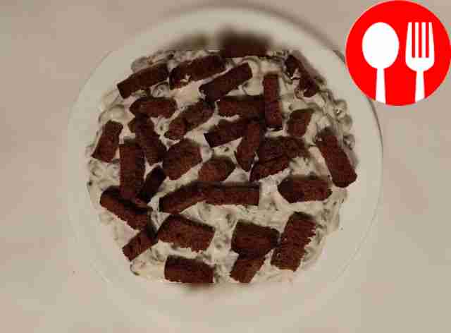 Dreamy salad “Firewood on the grass”