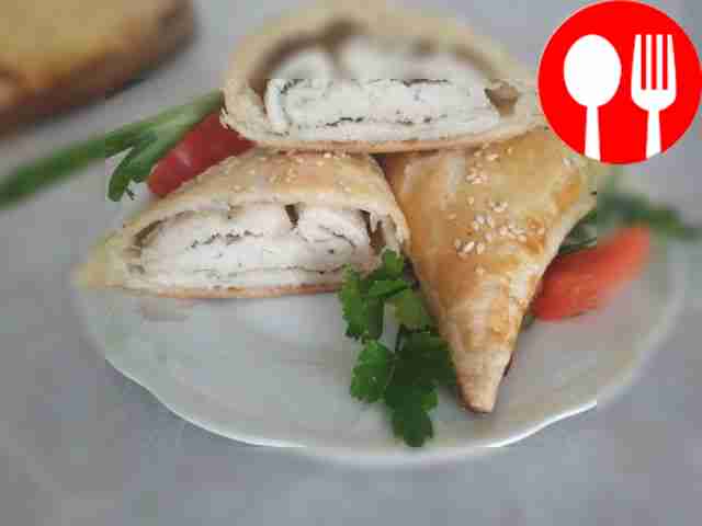 Puff samsa with chicken